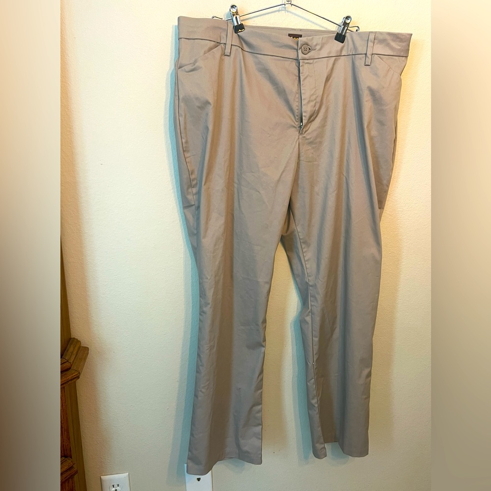 Lee Khaki dress pants size 20